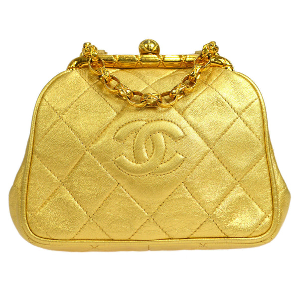 CHANEL 1989-1991 Diamond Kissklock Shoulder Bag