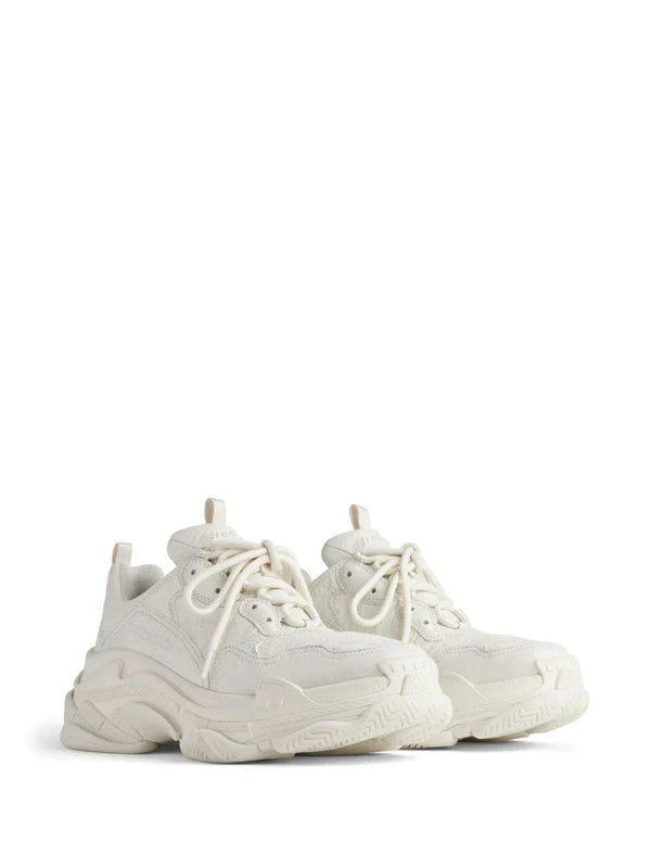 Triple's Sneakers - NEWS