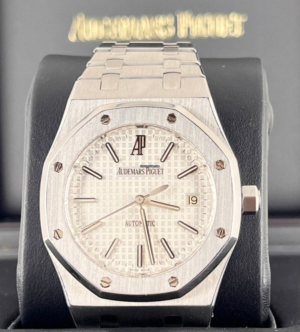 Royal Oak Selfwinding 39 MM with Archive papers and AP service Box