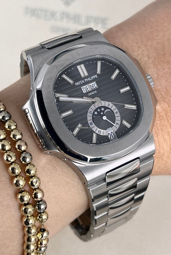 Nautilus Annual Calendar 5726 Steel Full set Like New