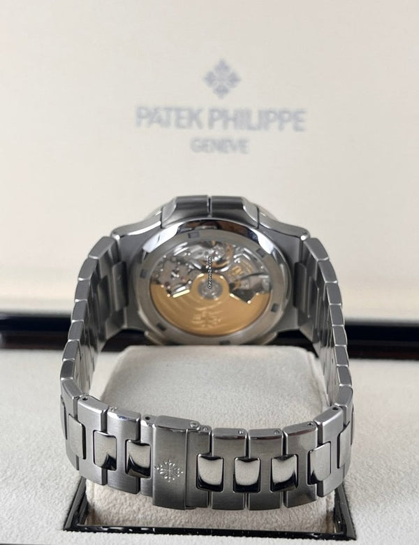 Nautilus MoonPhase Power Reserve Mint Condition