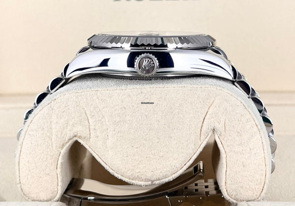 Sky-Dweller 42 Black Dial Jubilee