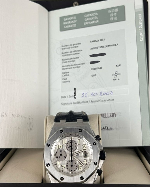 Royal Oak Offshore Chronograph Safari Full Set Beautiful Condition