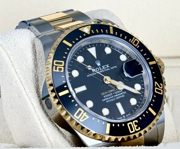 Sea-Dweller 43mm Steel Gold