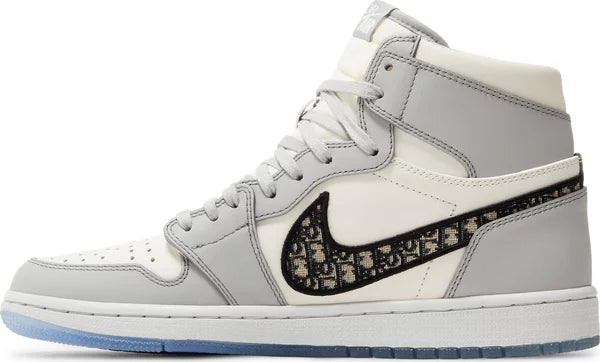 Dior x Air Jordan 1 High OG "Wolf Grey Sail Photon Dust White" Sneakers for Men