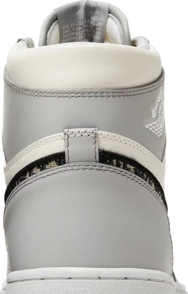 Dior x Air Jordan 1 High OG "Wolf Grey Sail Photon Dust White" Sneakers for Men