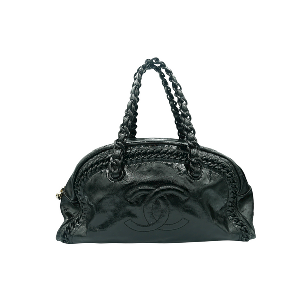 Chanel bag in patent leather