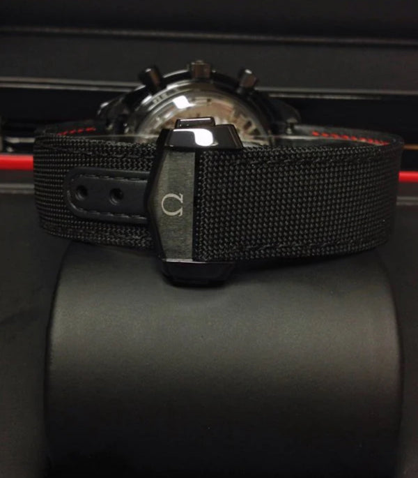 Omega Speedmaster "Dark Side of the Moon"