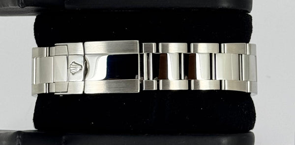 Rolex DaytonaCosmograph With Service Cards Serial F 2004-5