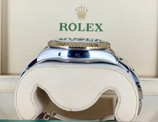 Rolex Sky-Dweller 42 mm Annual Calendar Box Papers Like New 2018