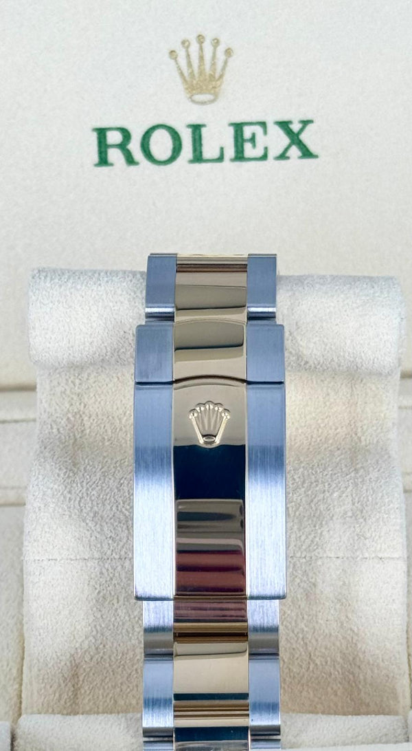 Rolex Sky-Dweller 42 mm Annual Calendar Box Papers Like New 2018