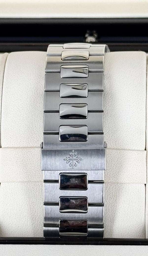 Patek Philippe Nautilus 5980/1A-014 | Black Dial Full Set