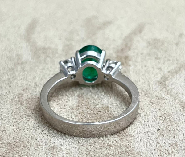 Emerald Diamond Ring