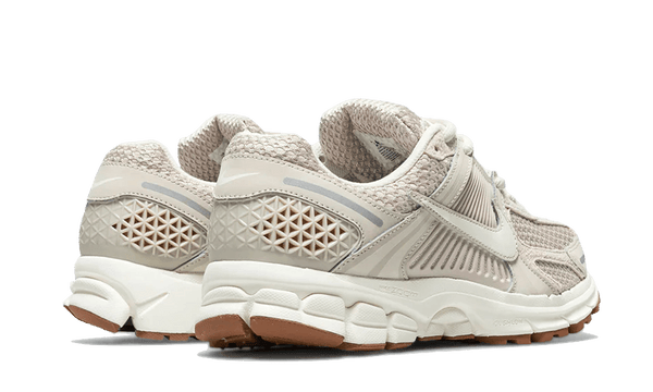 Nike Zoom Vomero 5 Light Orewood Brown