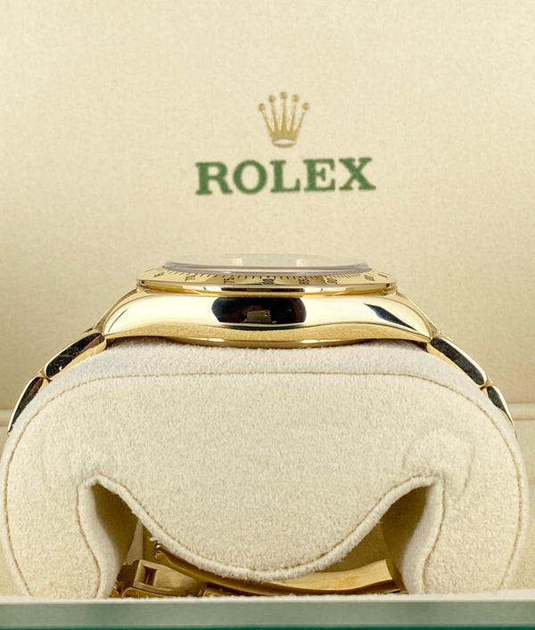 Rolex Cosmograph Daytona, Box and Papers