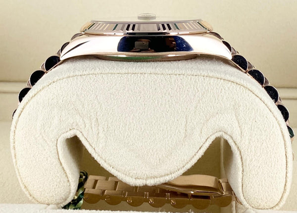 Rolex Day-Date Everose gold Baguette Diamonds