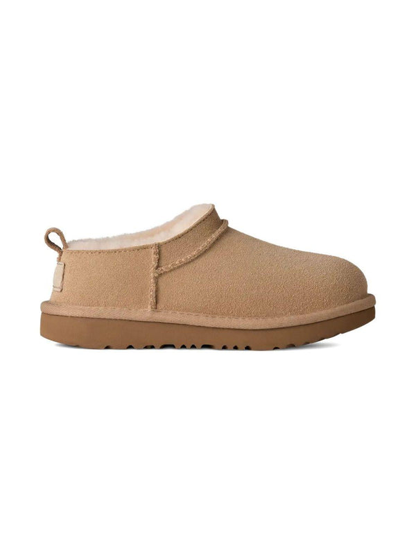 Ciabatte Classic Micro per bambina UGG Kids beige con design slip-on