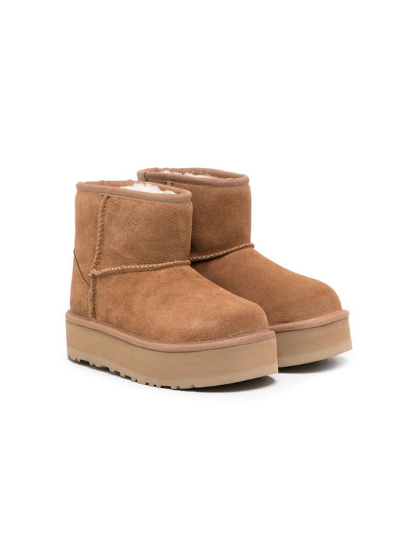 Stivali per bambina UGG Kids Classic Mini II beige con suola alta