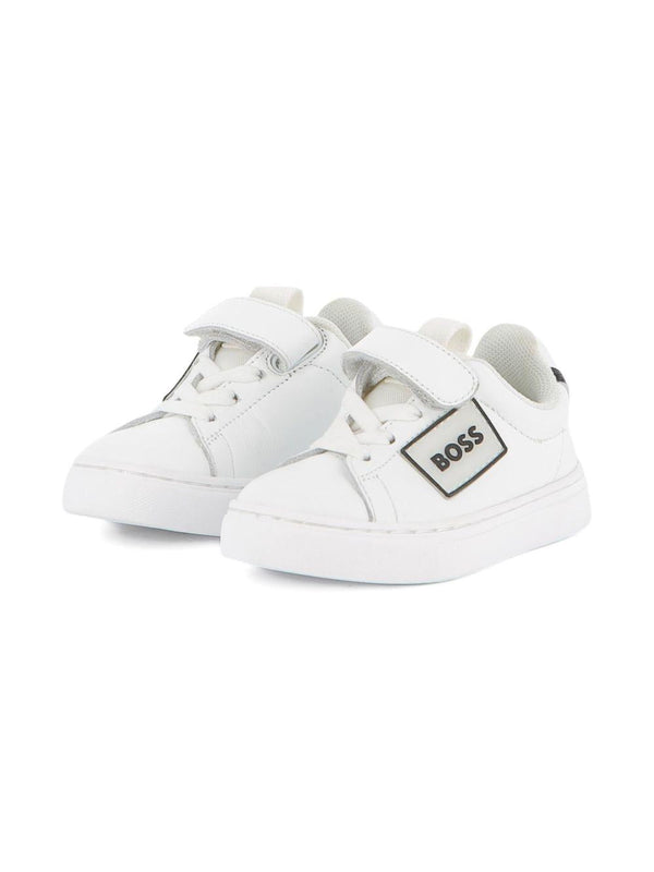 Sneakers per bambino BOSS Kids bianche con applicazione con logo