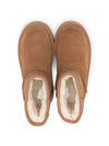 Stivali per bambina UGG Kids Classic Mini II beige con suola alta