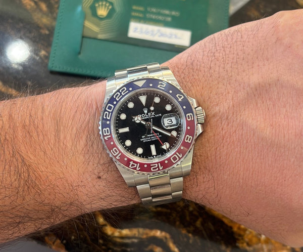 GMT-Master II Pepsi Oyster 2022 mint condition box papers