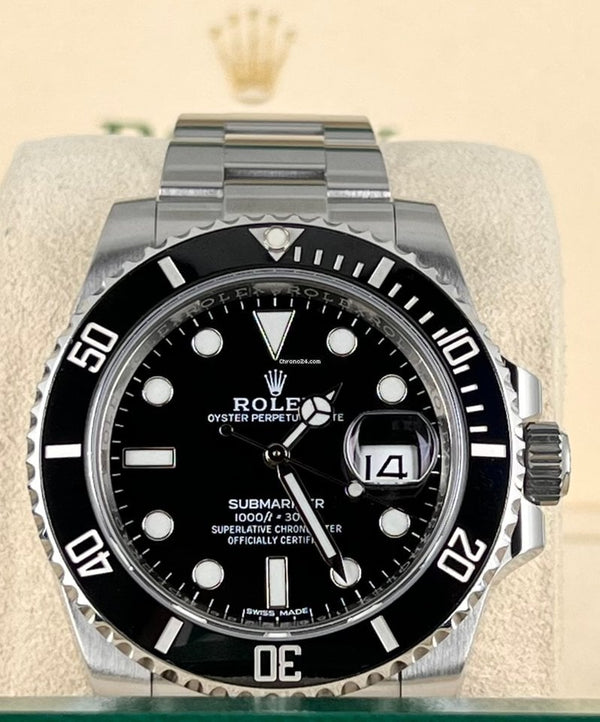 Submariner Datelike new box papers