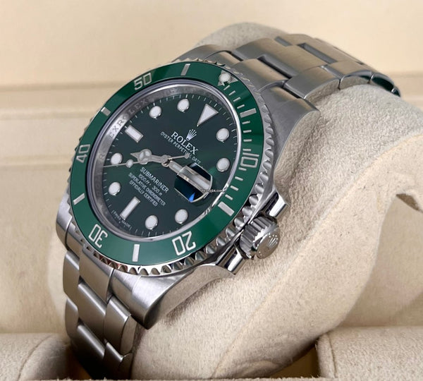 Submariner Date Hulk 2015 box papers like new