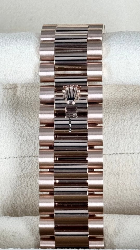 Day-Date 40 Romain Chocolate Dial Rose Gold