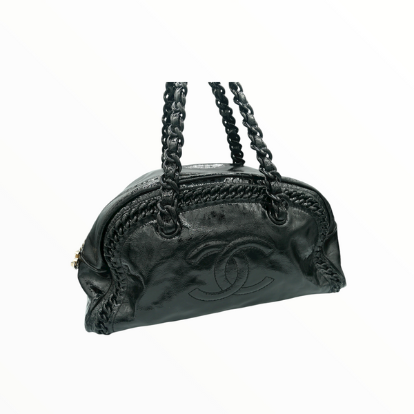 Chanel bag in patent leather