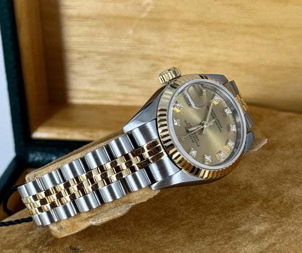 Lady-Datejust 26mm Steel and Gold Very good Condition Box and Papers