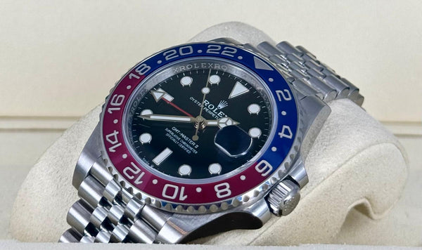 Rolex GMT-Master II Pepsi Extra Full Set 2018 MK1