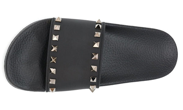 Valentino Garavani Rockstud pool slides 