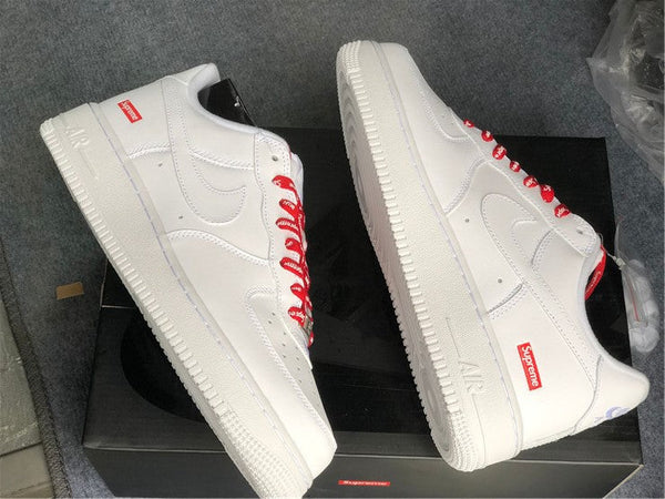 Nike Air Force 1 Supreme 