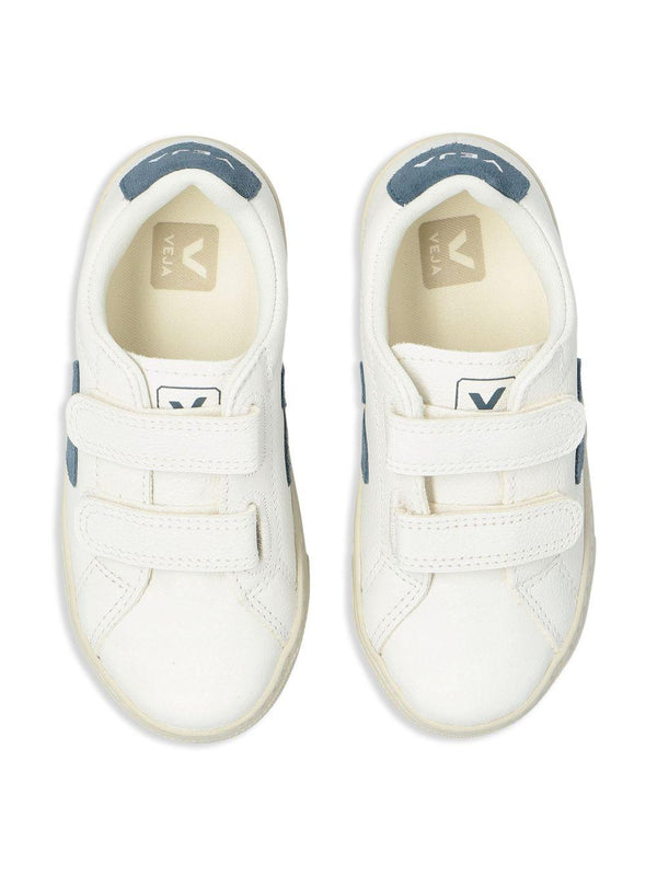 Sneakers per bambino VEJA Kids bianche con applicazione logo