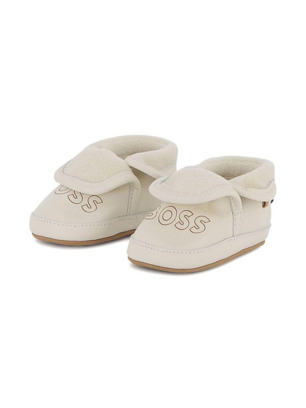 Sneakers per neonato BOSS Kids bianche con fodera in shearling