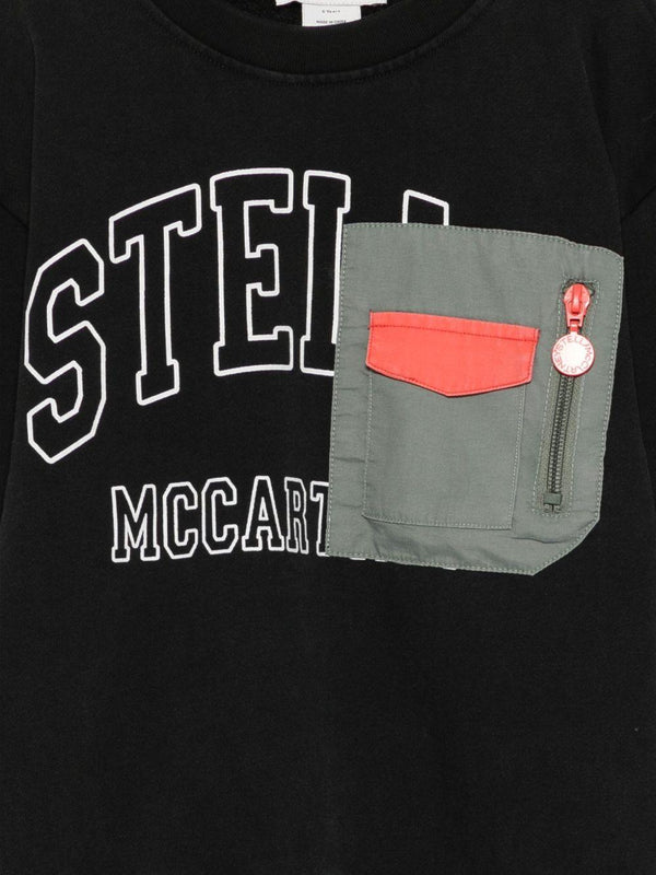 Felpa per bambino Stella McCartney Kids nero con tasca applicata con logo